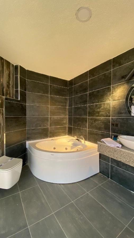 Basilica Therma Hotel & Spa Sarikaya Bagian luar foto